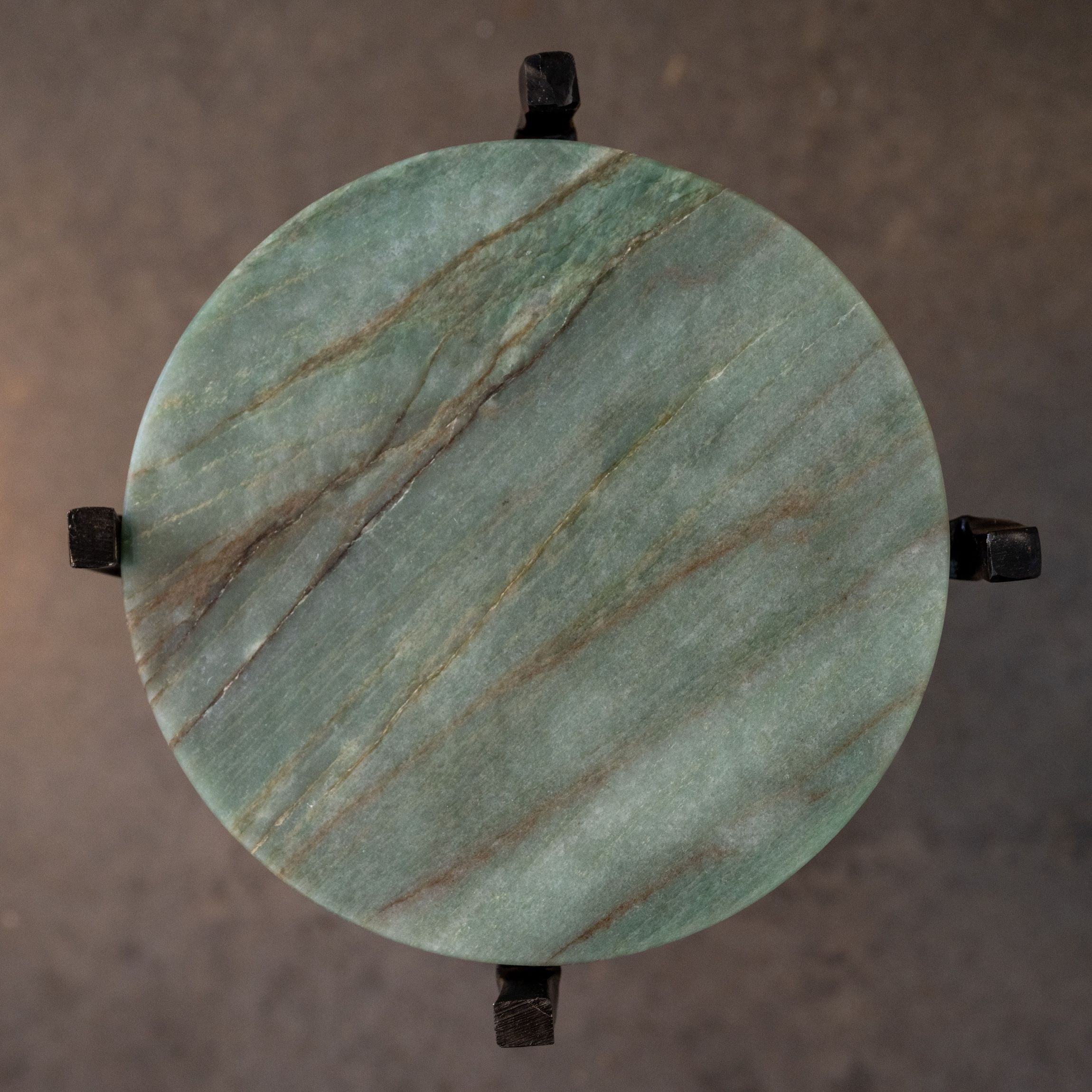 Spot Table